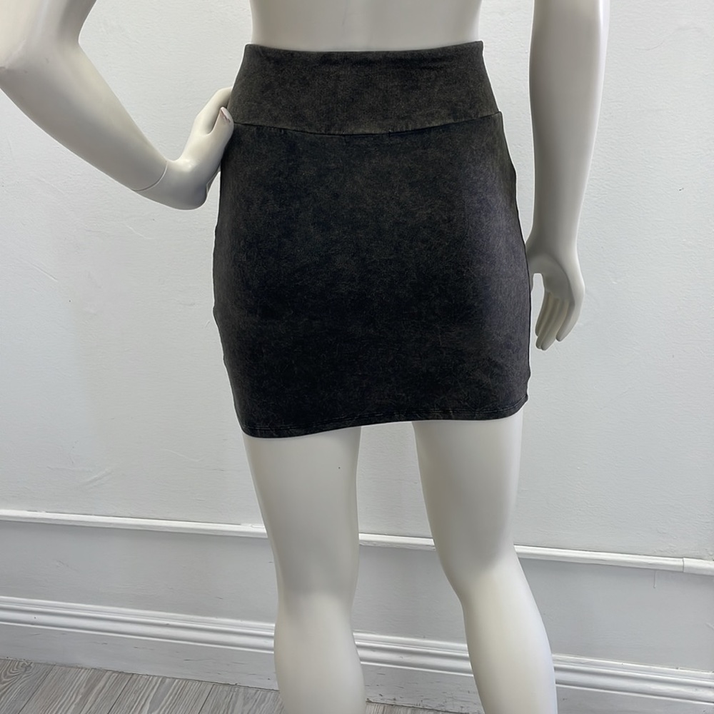 AEO • Mini Skirt - Picture 3 of 11